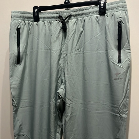 NWT Mens quick dry joggers running hiking gym 2 zippers XXL - Picture 2 of 8